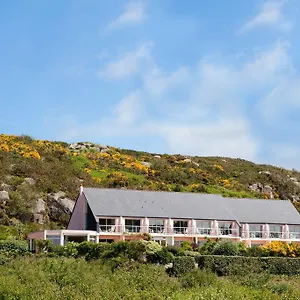 Le Toeno Hotel